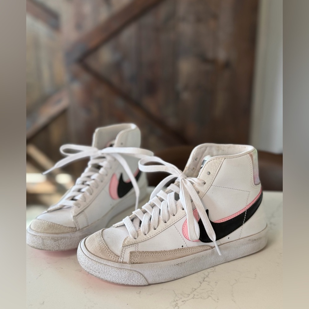 Nike Girls High-Top Sneakers - White, Pink, and Black